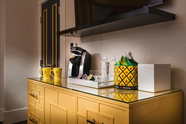 Staypineapple, An Elegant Hotel, Union Square image 27