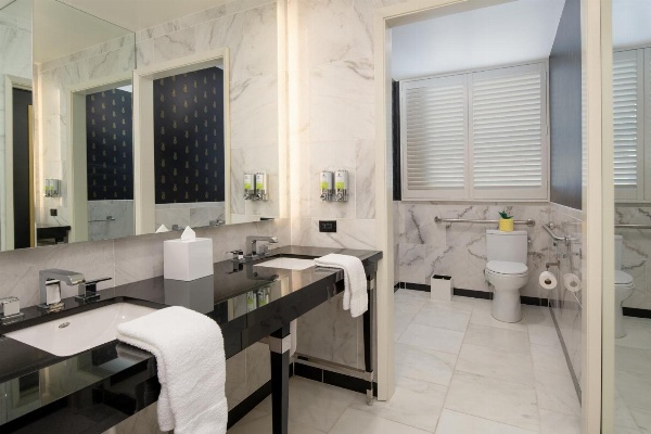 Staypineapple, An Elegant Hotel, Union Square image 4